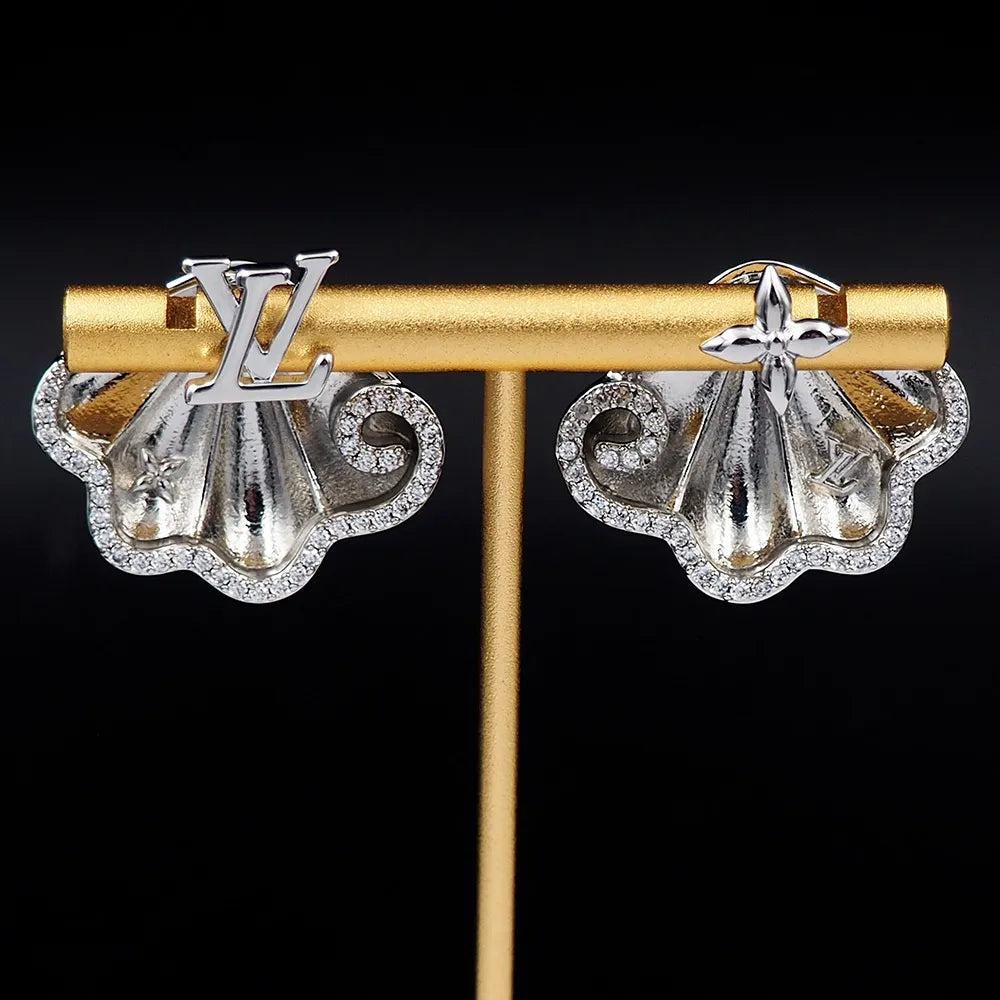 Earring B7964