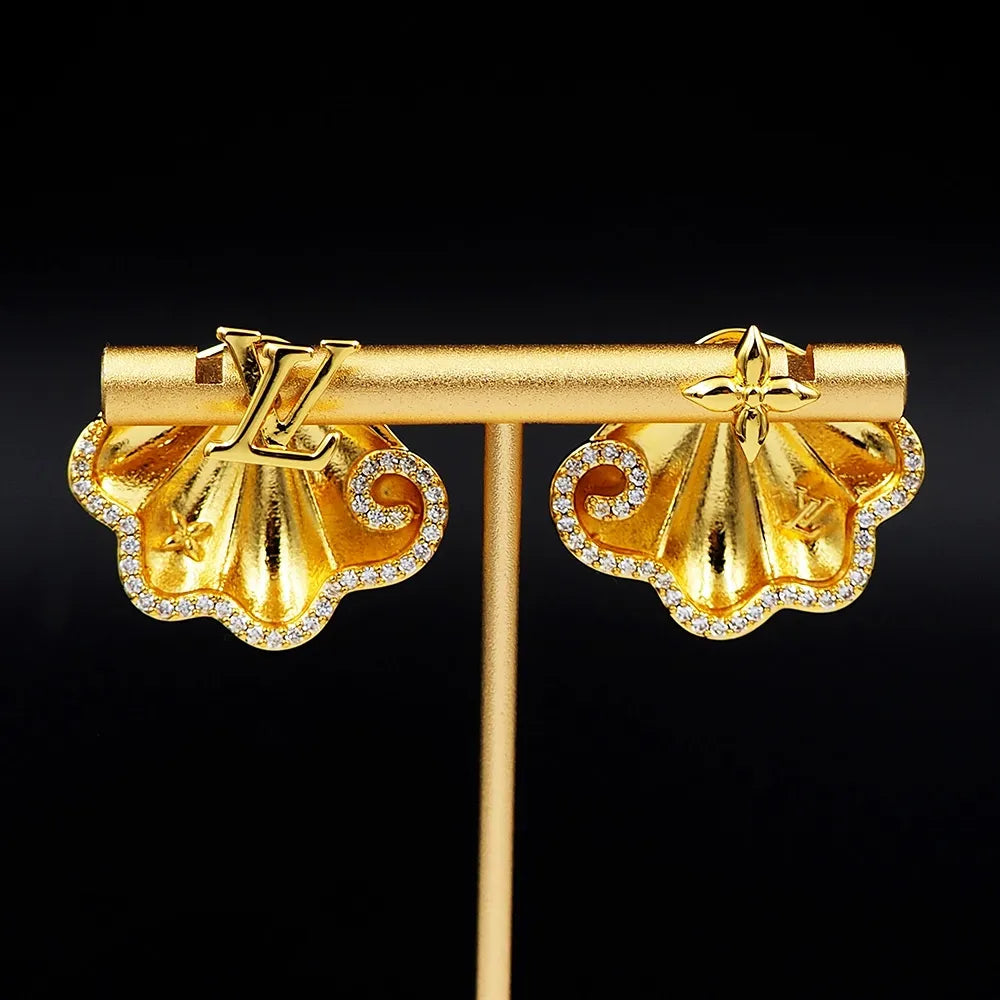 Earring B7964
